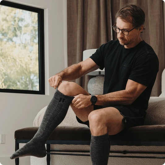 hollowsockssale.com